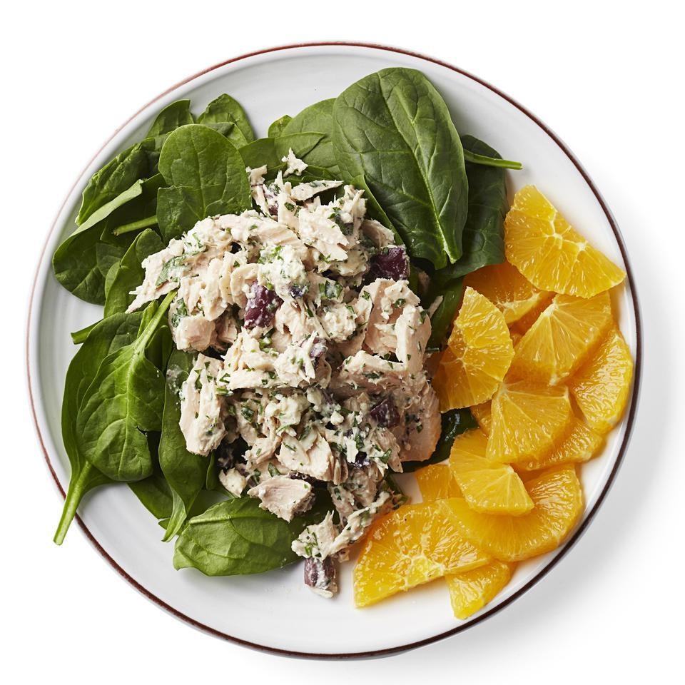 Mediterranean Tuna-Spinach Salad Recipe - EatingWell