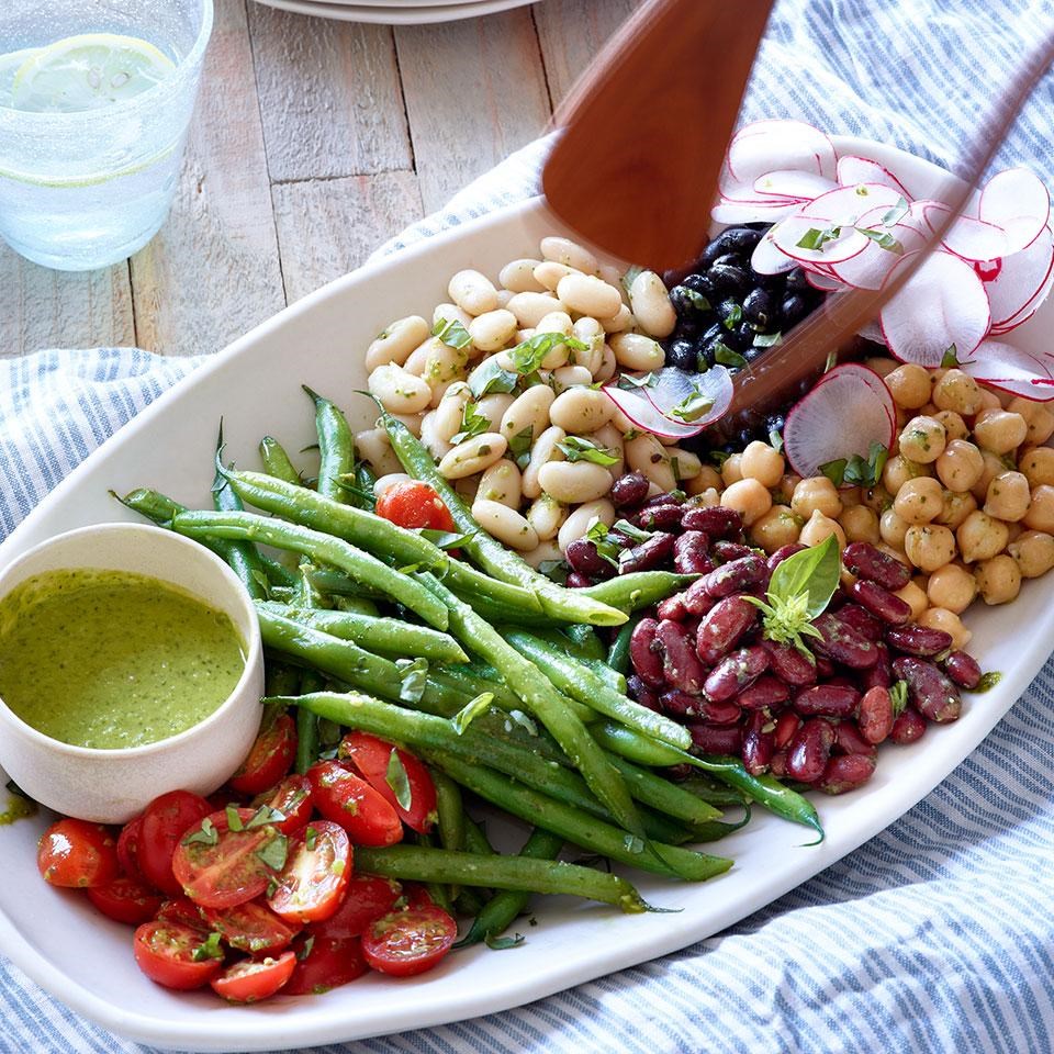 beans and tomatoes plate