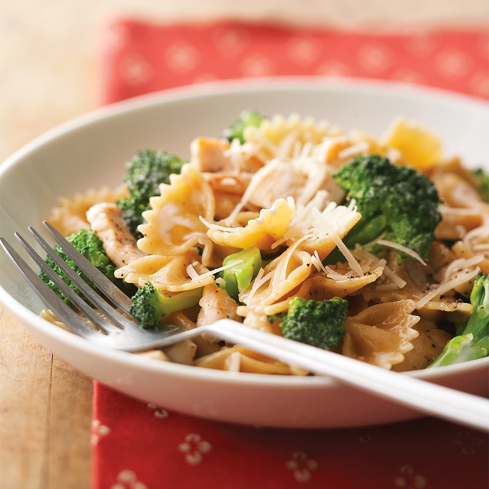 Bow Tie Pasta with Chicken and Broccoli Recipe - EatingWell