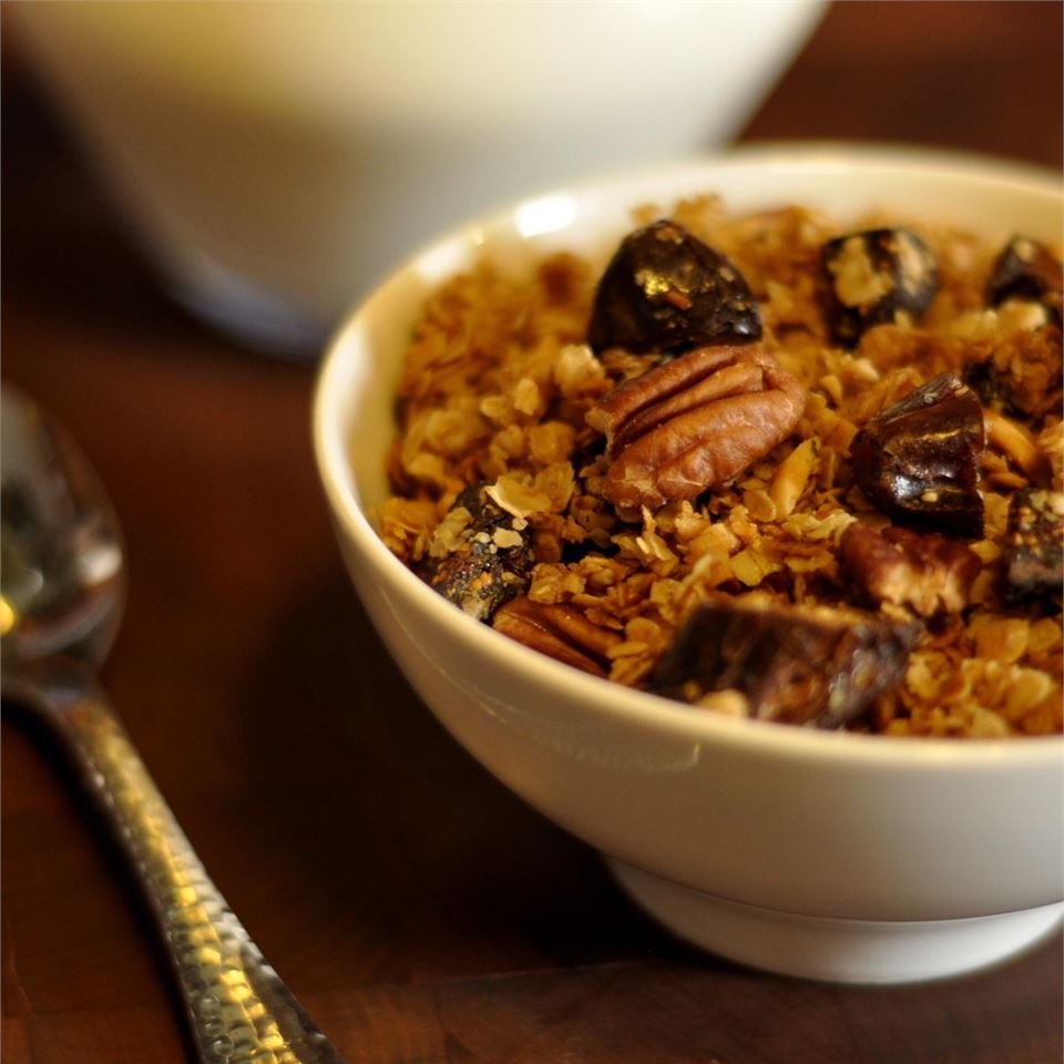 Mal's Maple Date Pecan Granola in the Slow Cooker_image