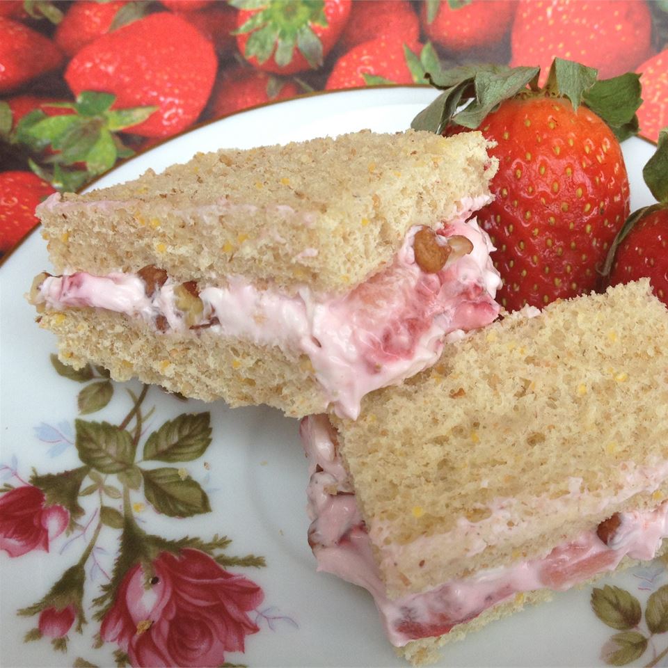Creamy Strawberry Sandwiches Recipe | Allrecipes