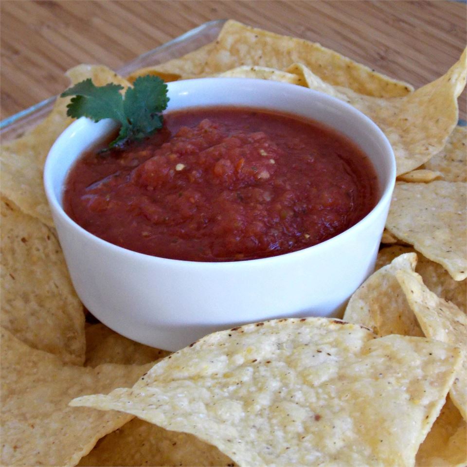 Authentic Mexican Restaurant Style Salsa_image