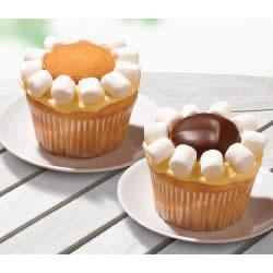 Lemon Daisy Cupcakes image