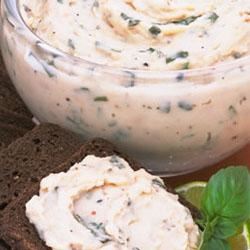 BUSH'S® Fresh Herb Bean Spread image